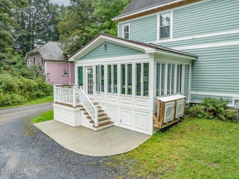 141 E Main Street Cambridge NY 12816