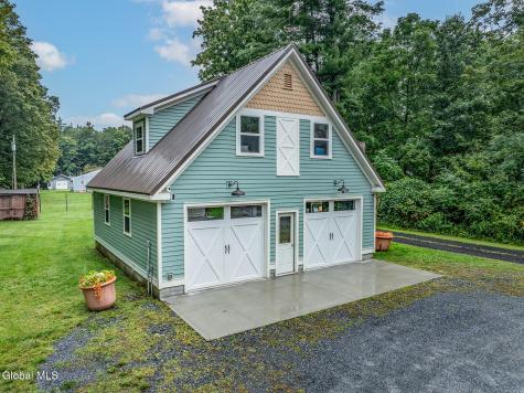 141 E Main Street Cambridge NY 12816