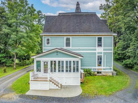 141 E Main Street Cambridge NY 12816