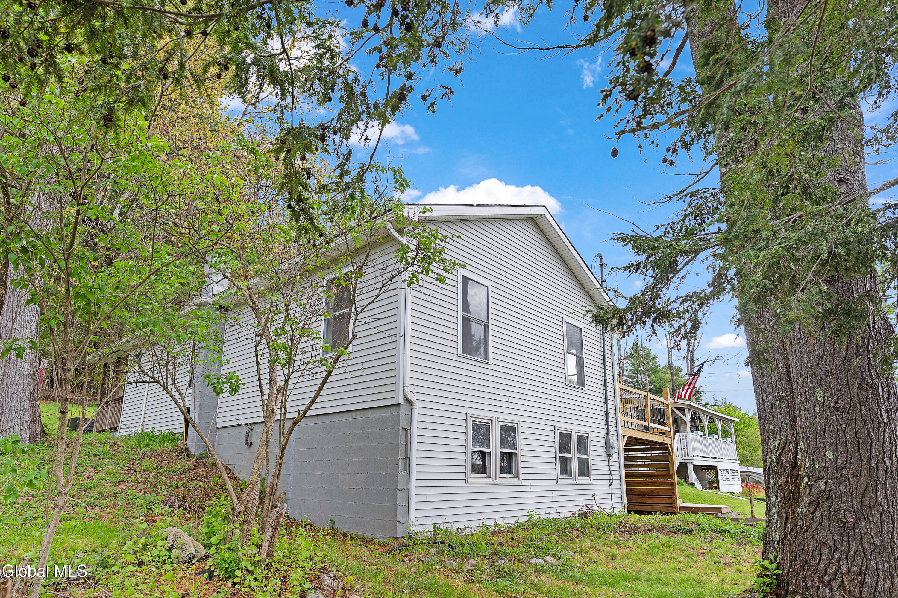 520 Morey Park Hill Road Schodack NY 12123
