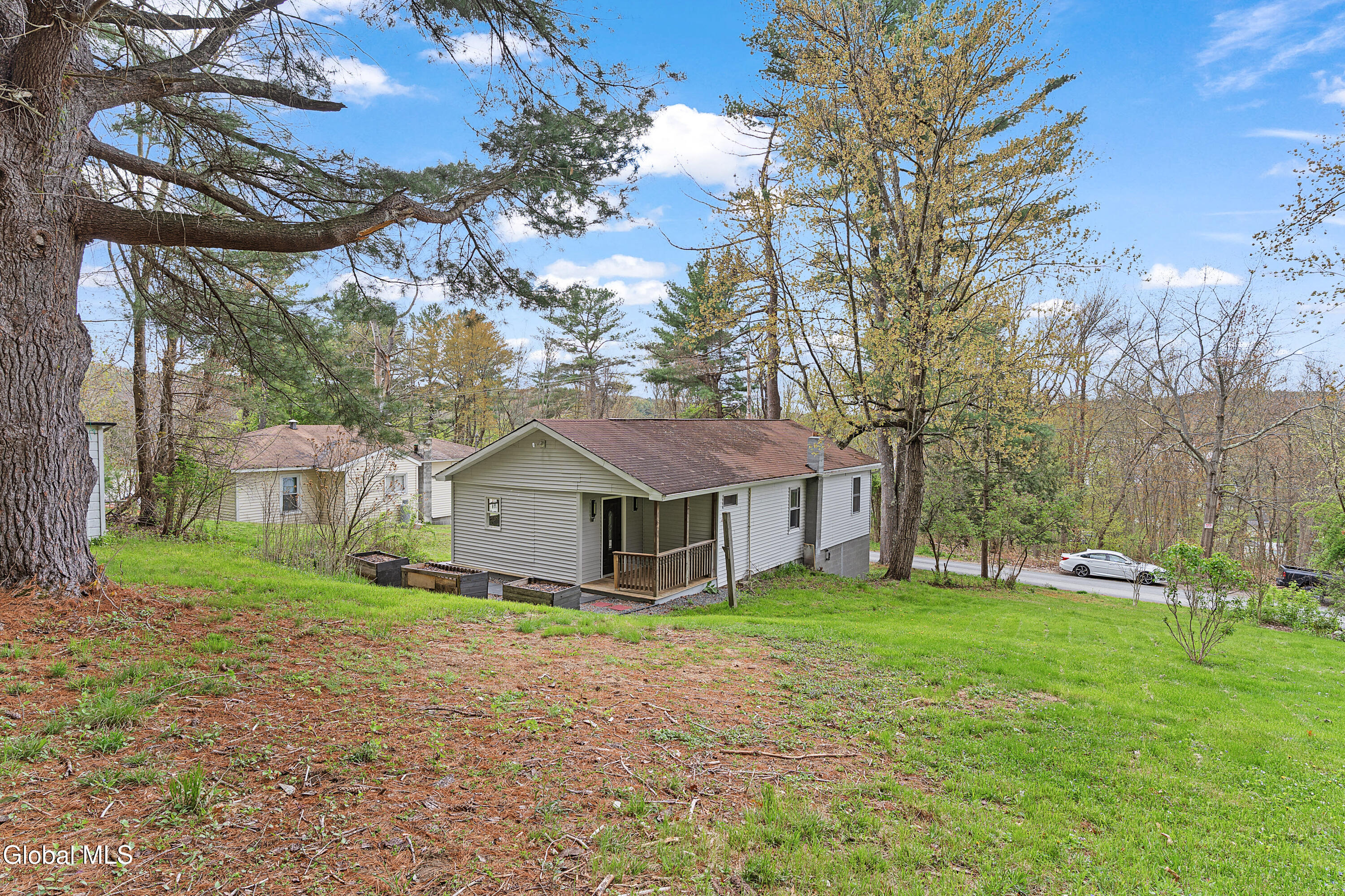 520 Morey Park Hill Road Schodack NY 12123