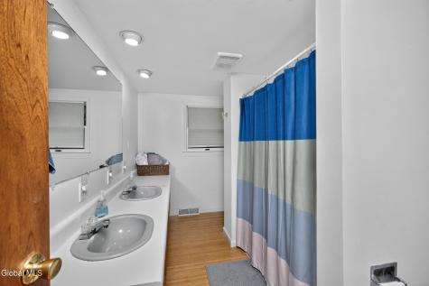 44 Martindale Way Johnsonville NY 12094