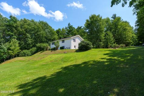 44 Martindale Way Johnsonville NY 12094