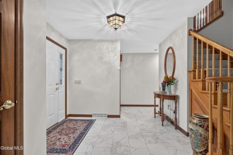 119 Menemsha Lane Wynantskill NY 12198