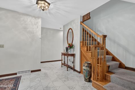 119 Menemsha Lane Wynantskill NY 12198