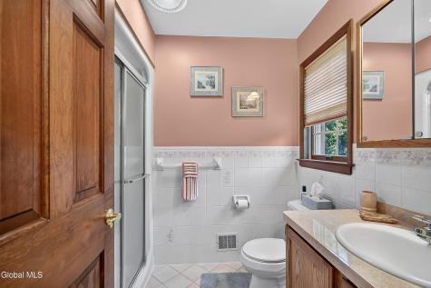 119 Menemsha Lane Wynantskill NY 12198