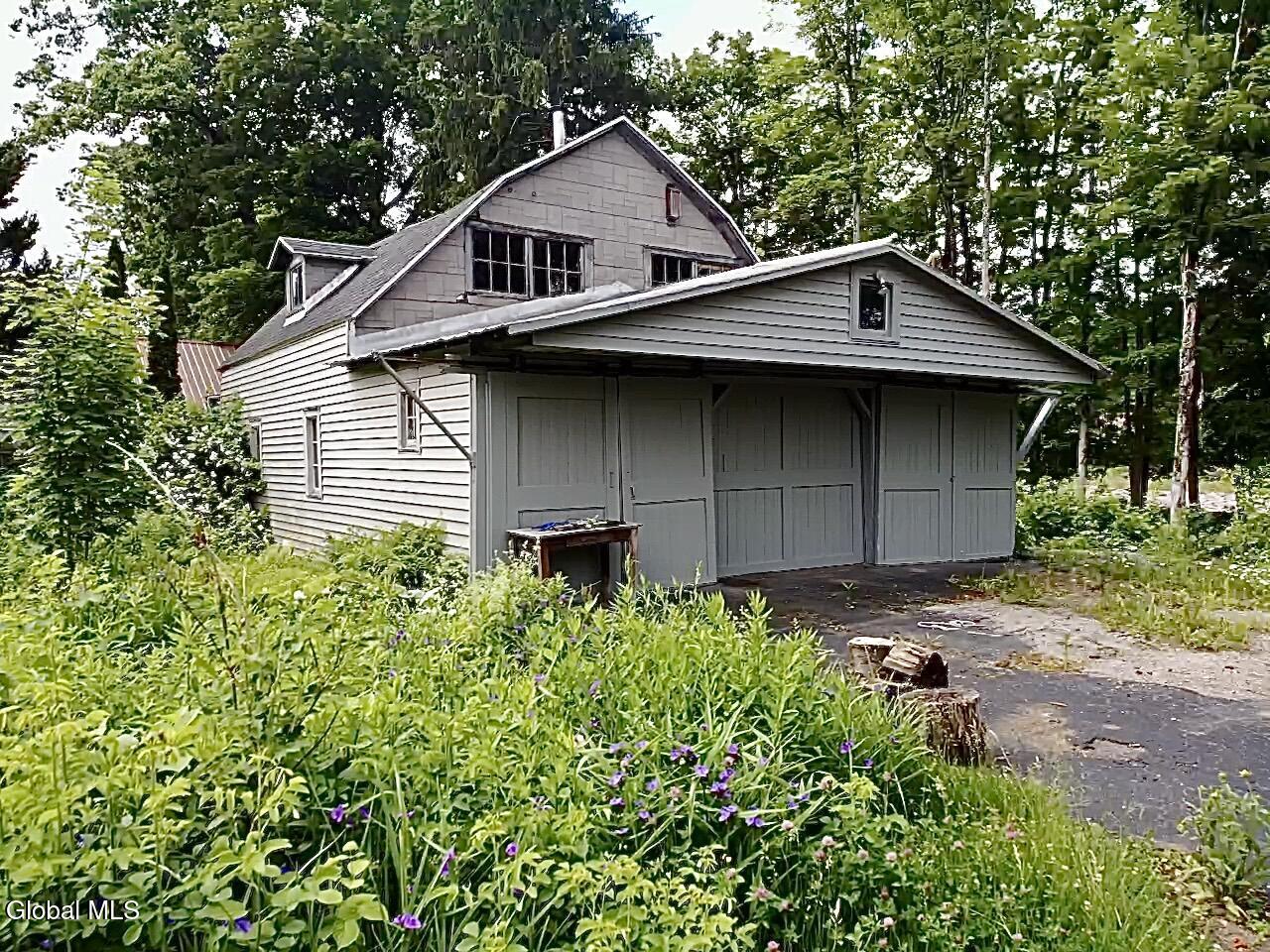 42 Dolge Avenue Dolgeville NY 13329