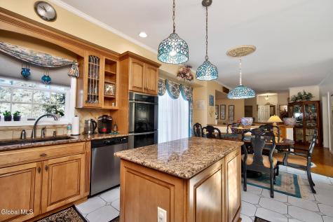 5 Cephalonia Drive Niskayuna NY 12309