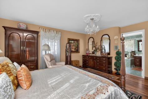 5 Cephalonia Drive Niskayuna NY 12309