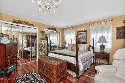 5 Cephalonia Drive Niskayuna NY 12309