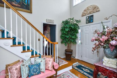 5 Cephalonia Drive Niskayuna NY 12309