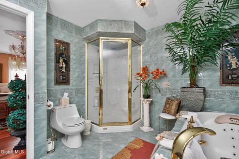 5 Cephalonia Drive Niskayuna NY 12309