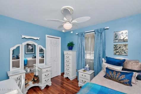 5 Cephalonia Drive Niskayuna NY 12309