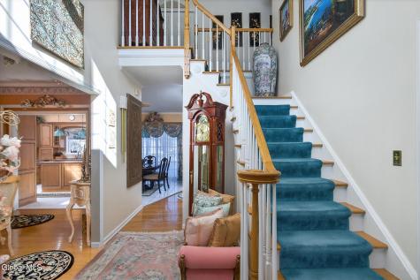 5 Cephalonia Drive Niskayuna NY 12309