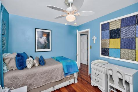 5 Cephalonia Drive Niskayuna NY 12309