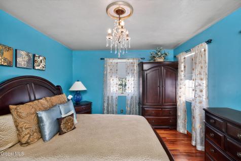 5 Cephalonia Drive Niskayuna NY 12309