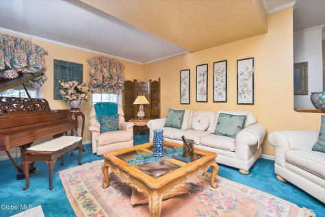 5 Cephalonia Drive Niskayuna NY 12309