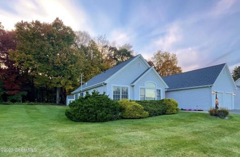 10 Rose Lane Rensselaer NY 12144