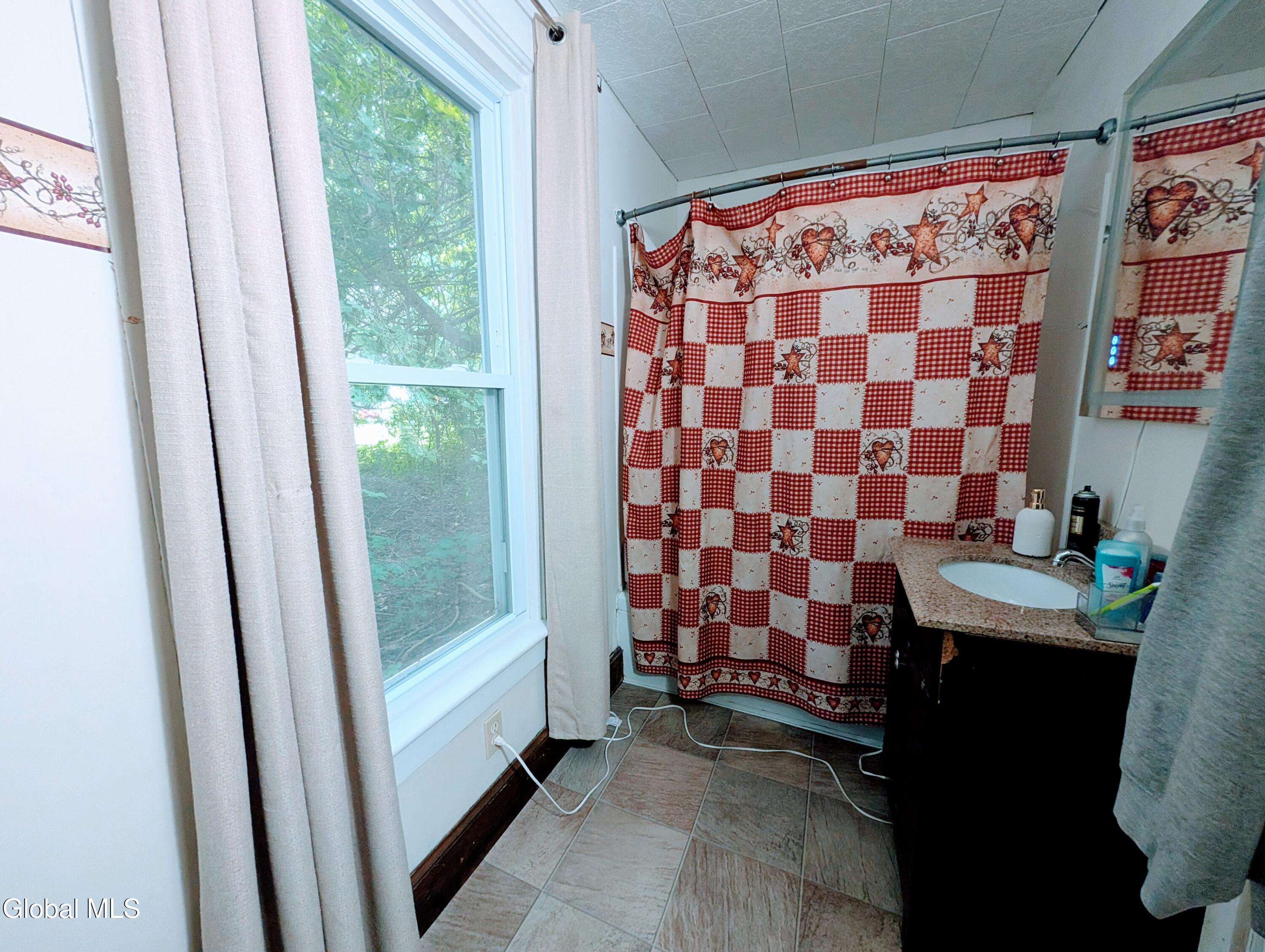 2686 Main Street Crown Point NY 12928