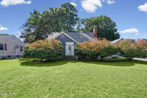 8 Knickerbocker Road Scotia NY 12302