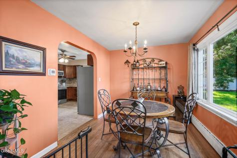 8 Knickerbocker Road Scotia NY 12302