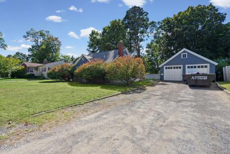 8 Knickerbocker Road Scotia NY 12302