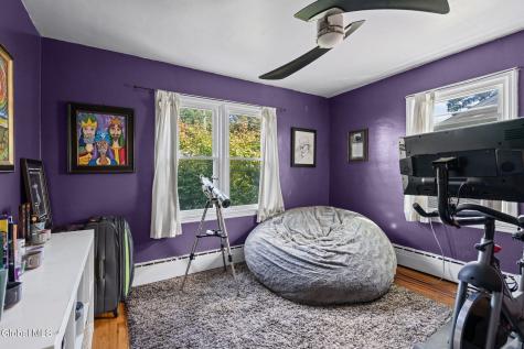 8 Knickerbocker Road Scotia NY 12302