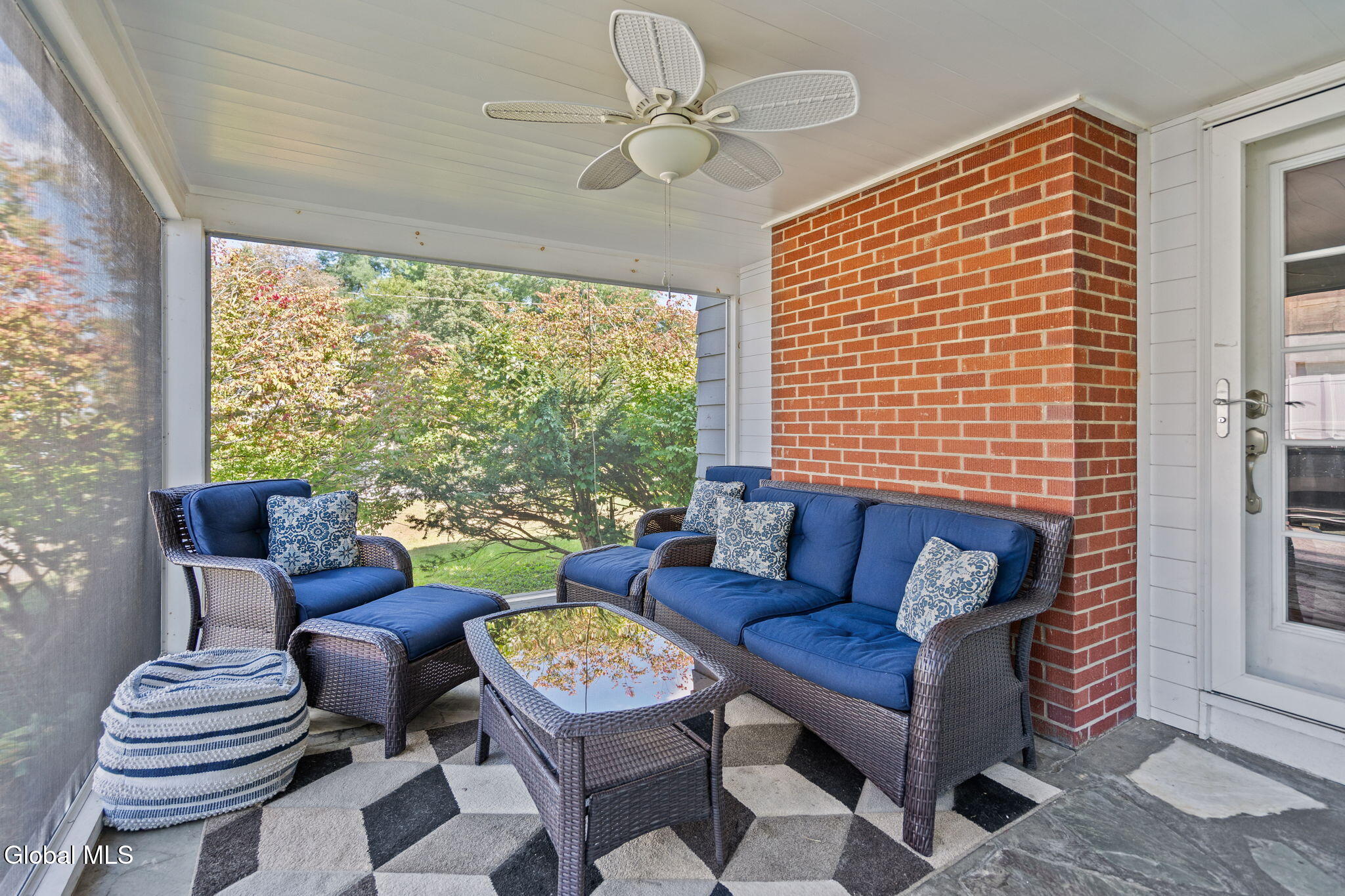 8 Knickerbocker Road Scotia NY 12302
