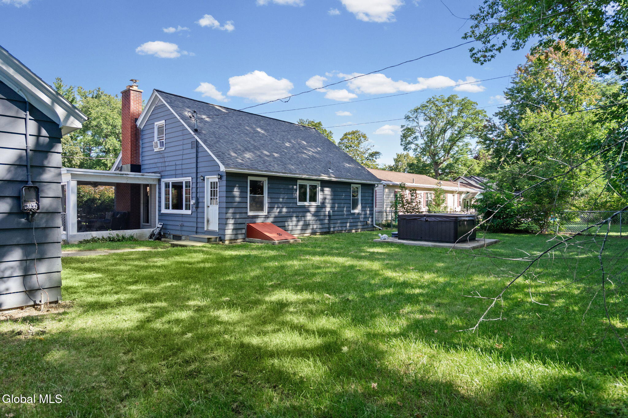 8 Knickerbocker Road Scotia NY 12302