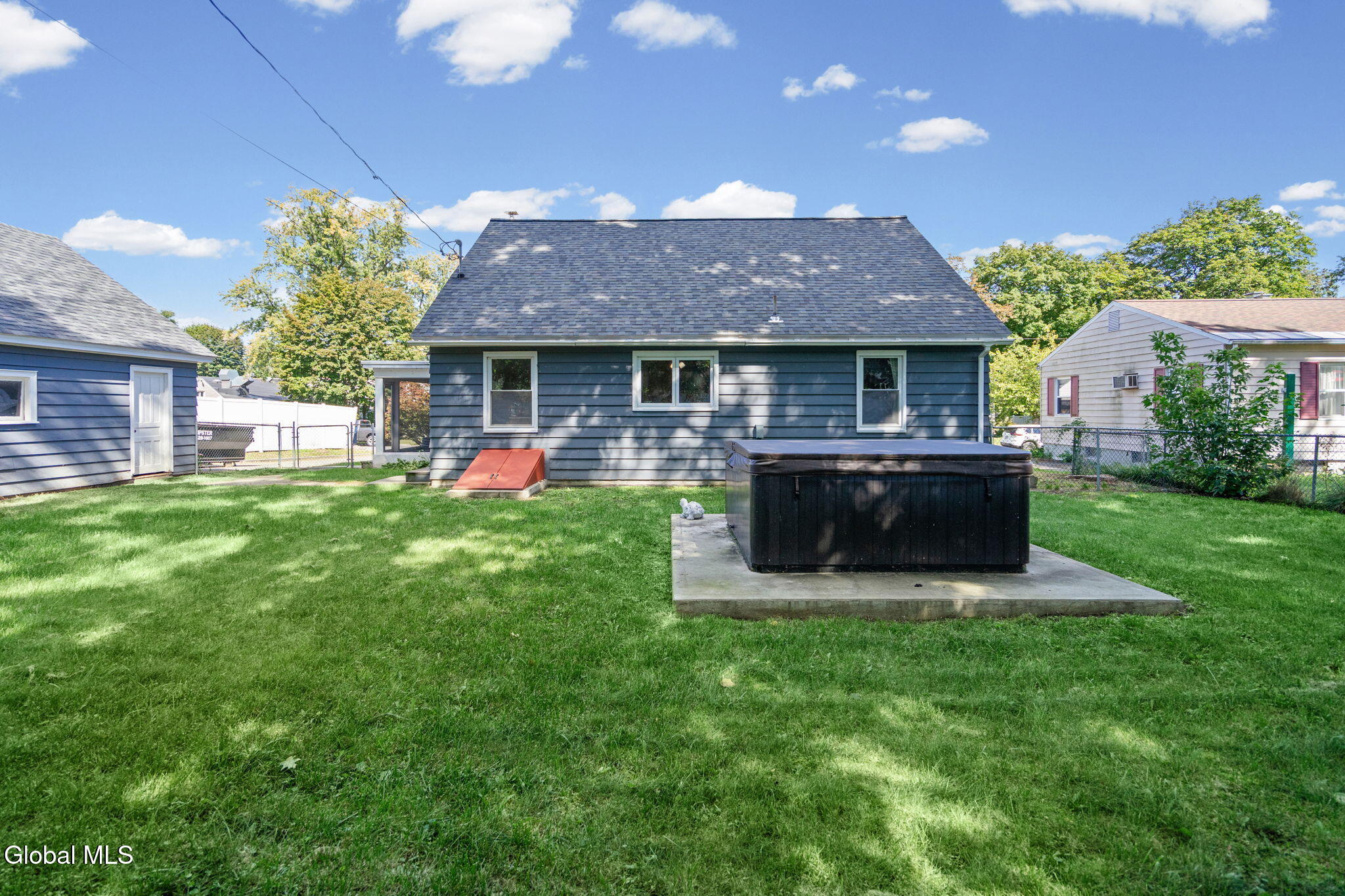 8 Knickerbocker Road Scotia NY 12302