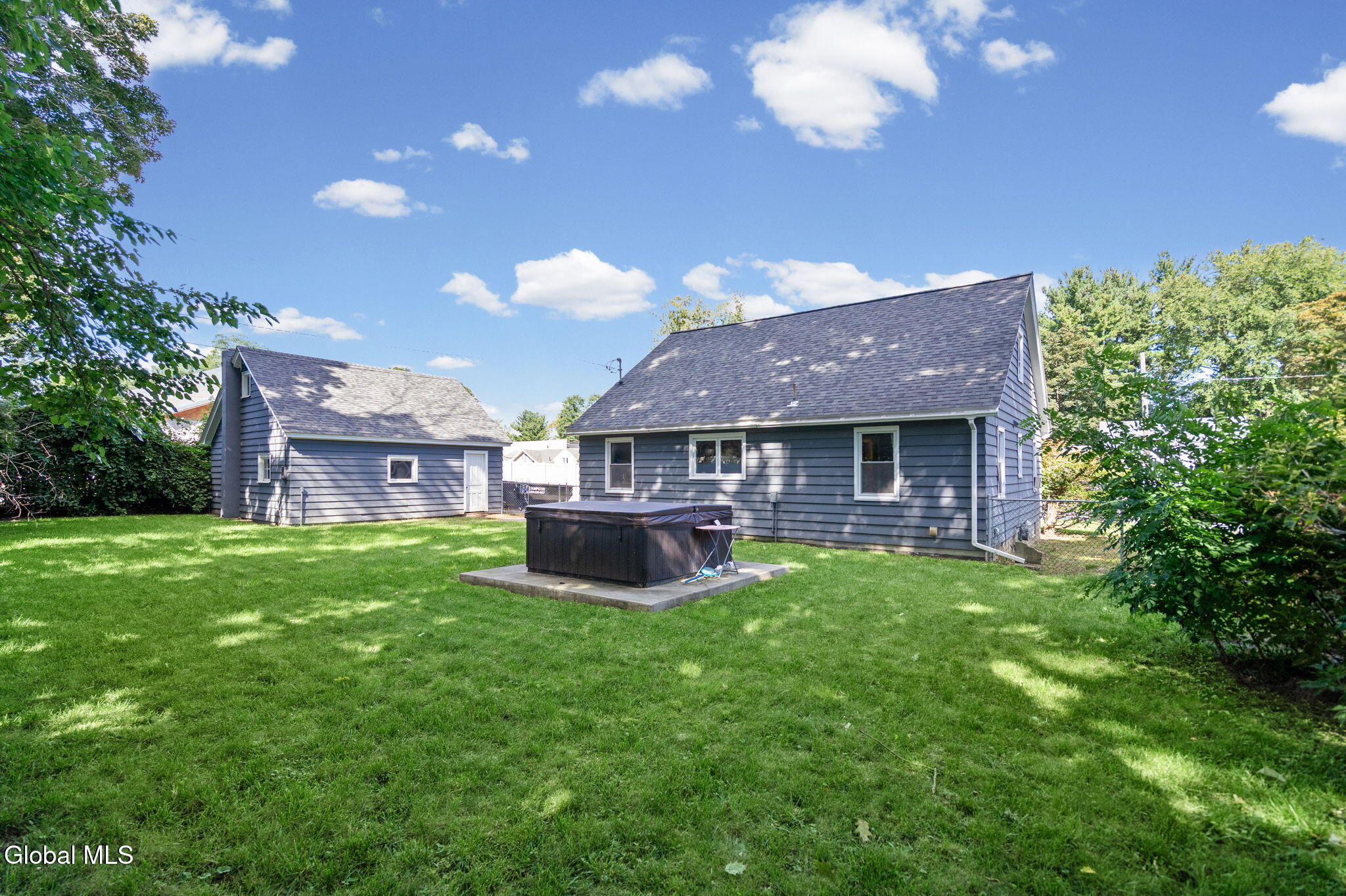 8 Knickerbocker Road Scotia NY 12302