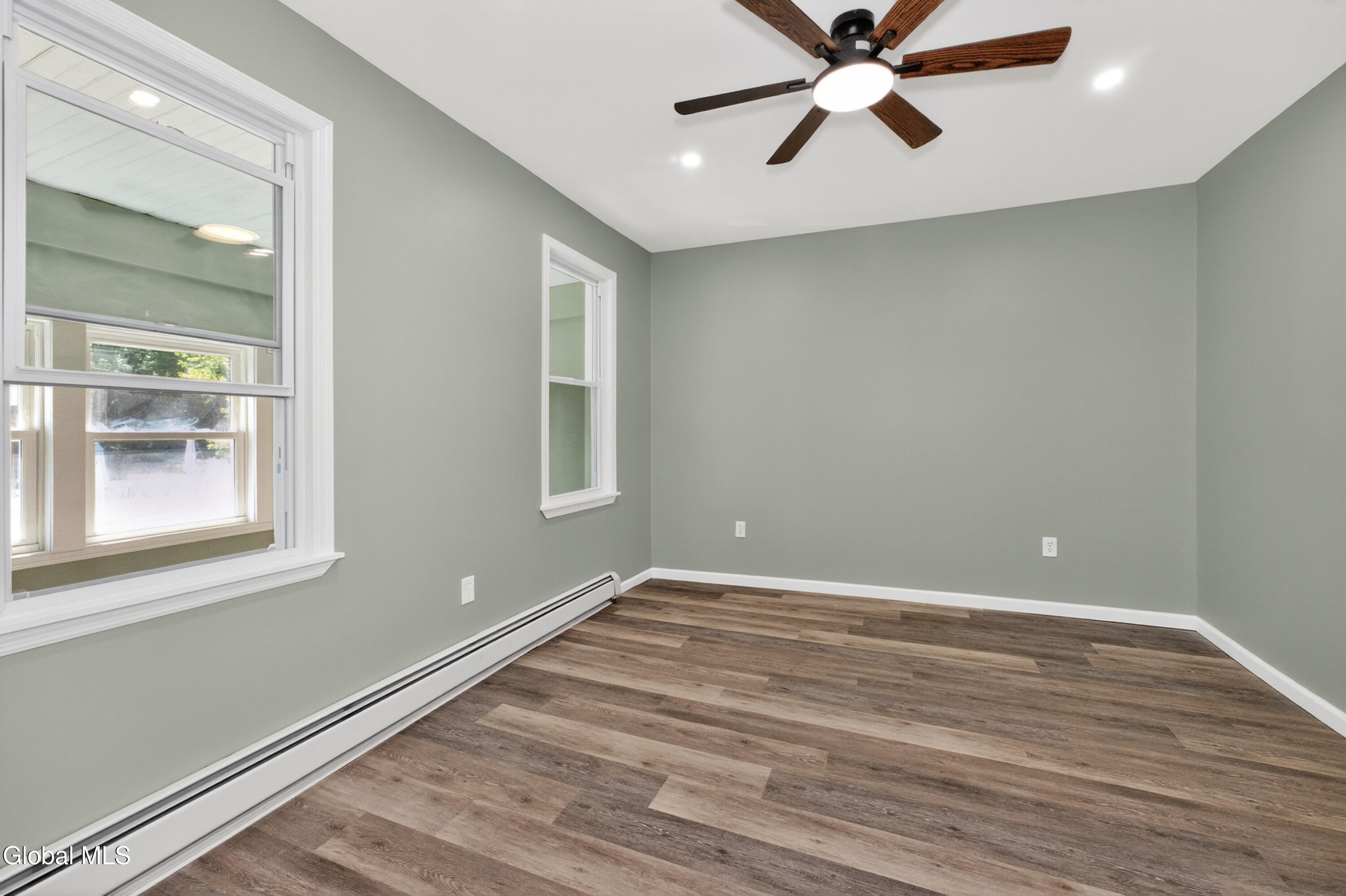 144 S Hawk Street Albany NY 12202