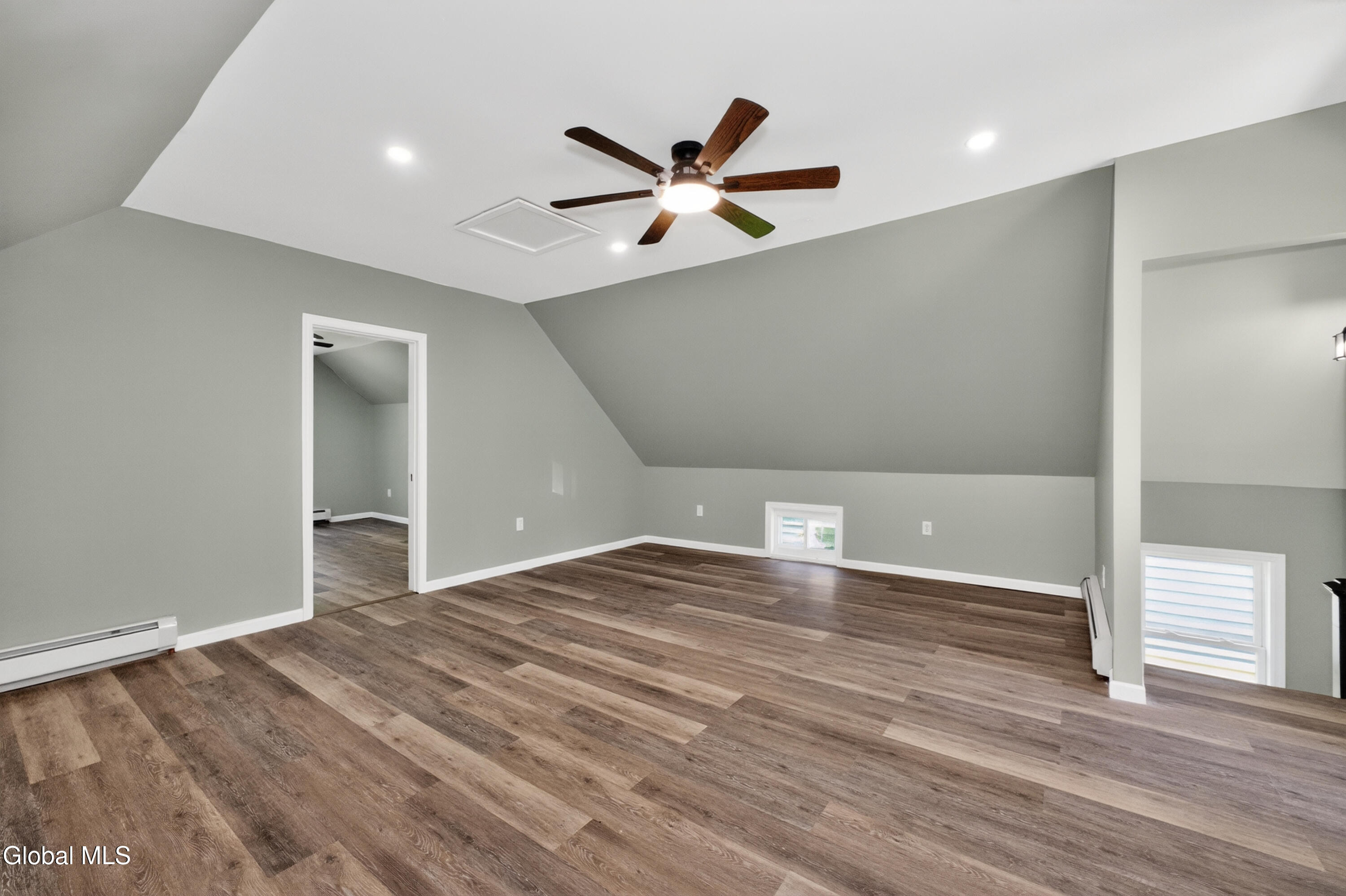 144 S Hawk Street Albany NY 12202