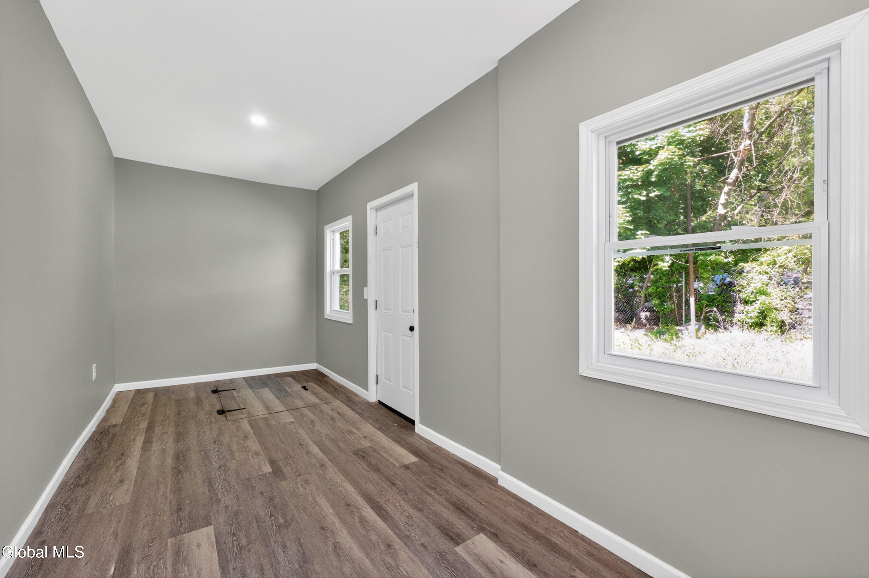 144 S Hawk Street Albany NY 12202