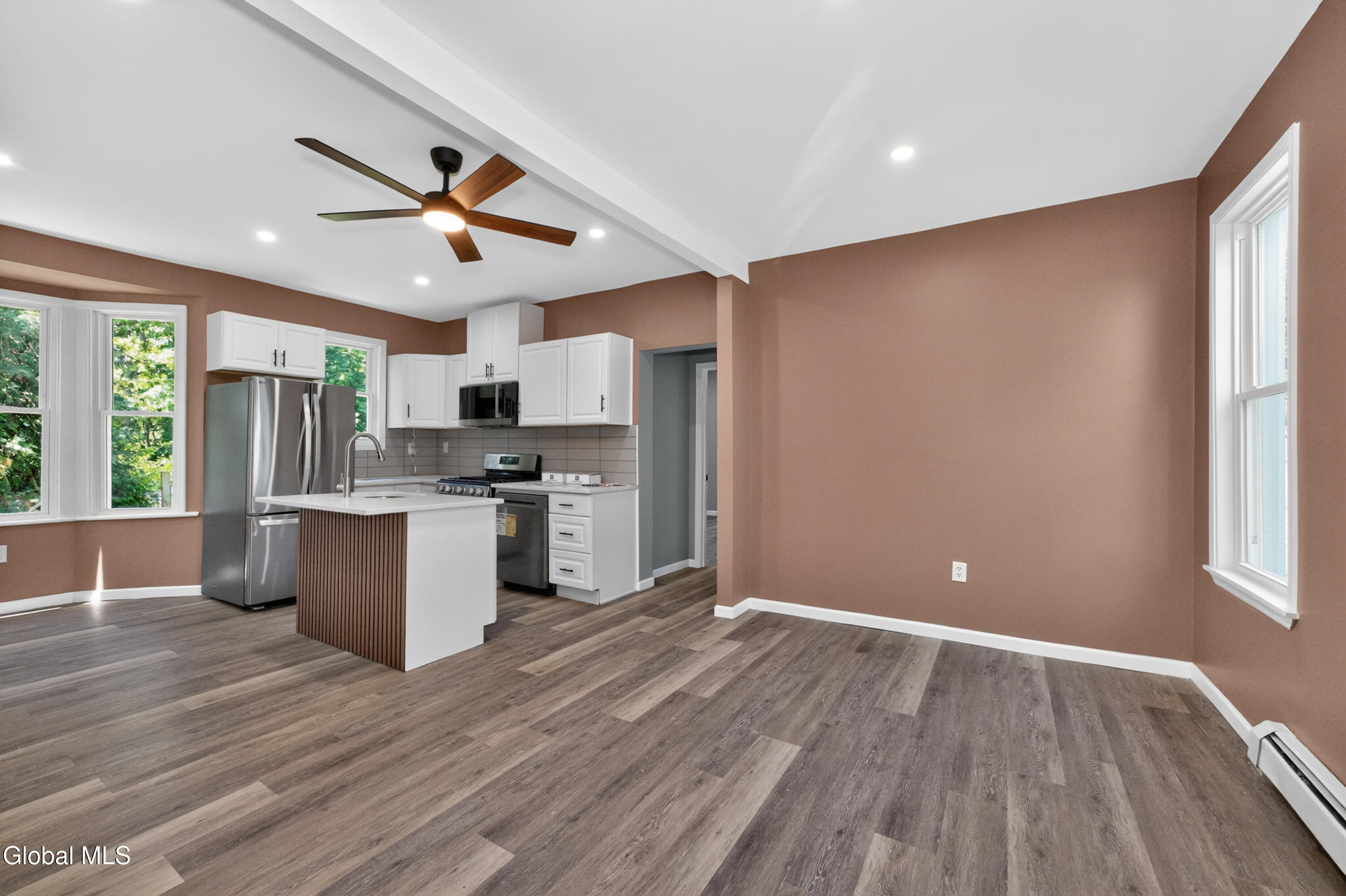 144 S Hawk Street Albany NY 12202