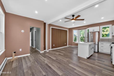 144 S Hawk Street Albany NY 12202