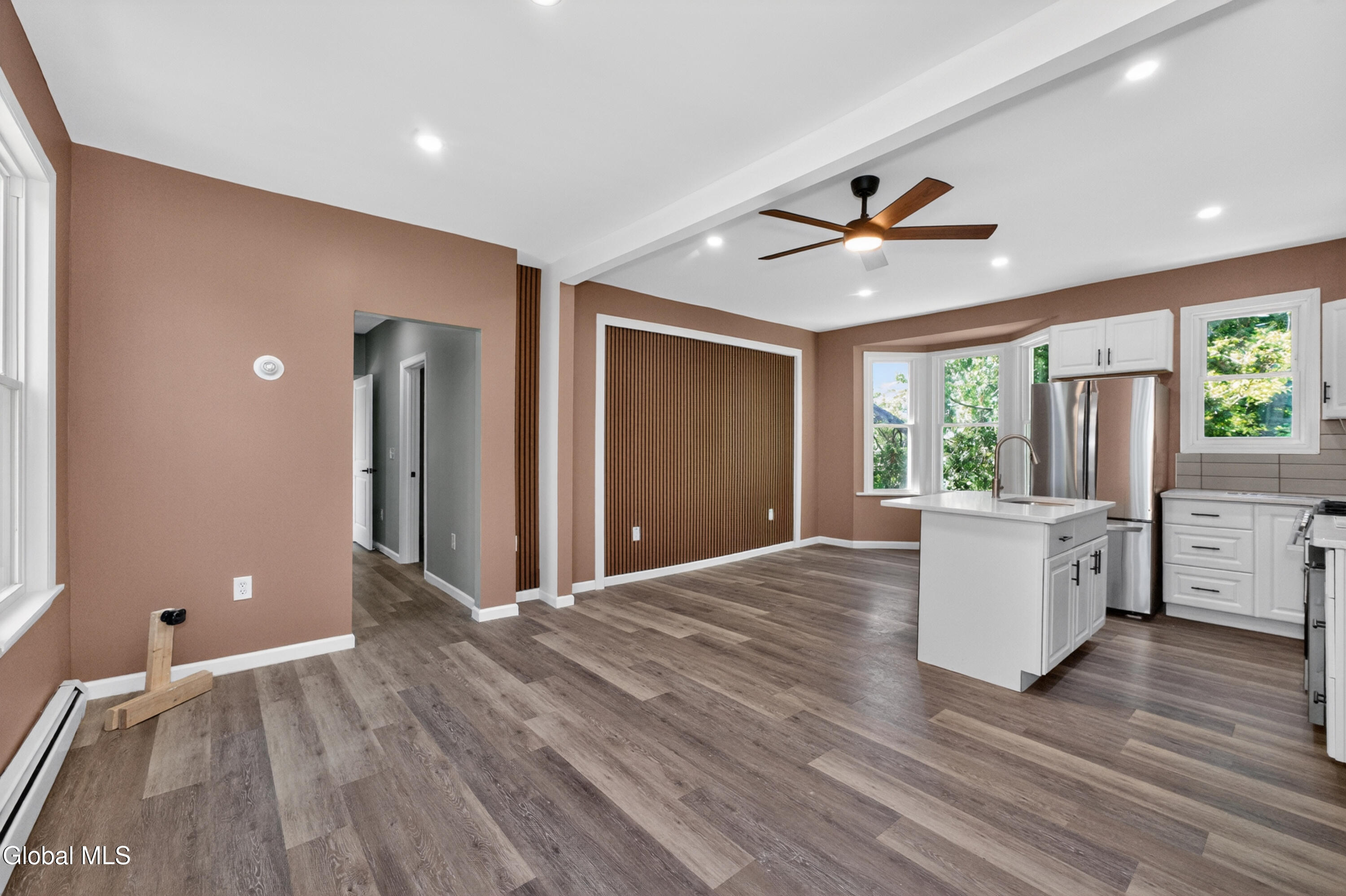 144 S Hawk Street Albany NY 12202
