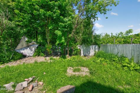 144 S Hawk Street Albany NY 12202