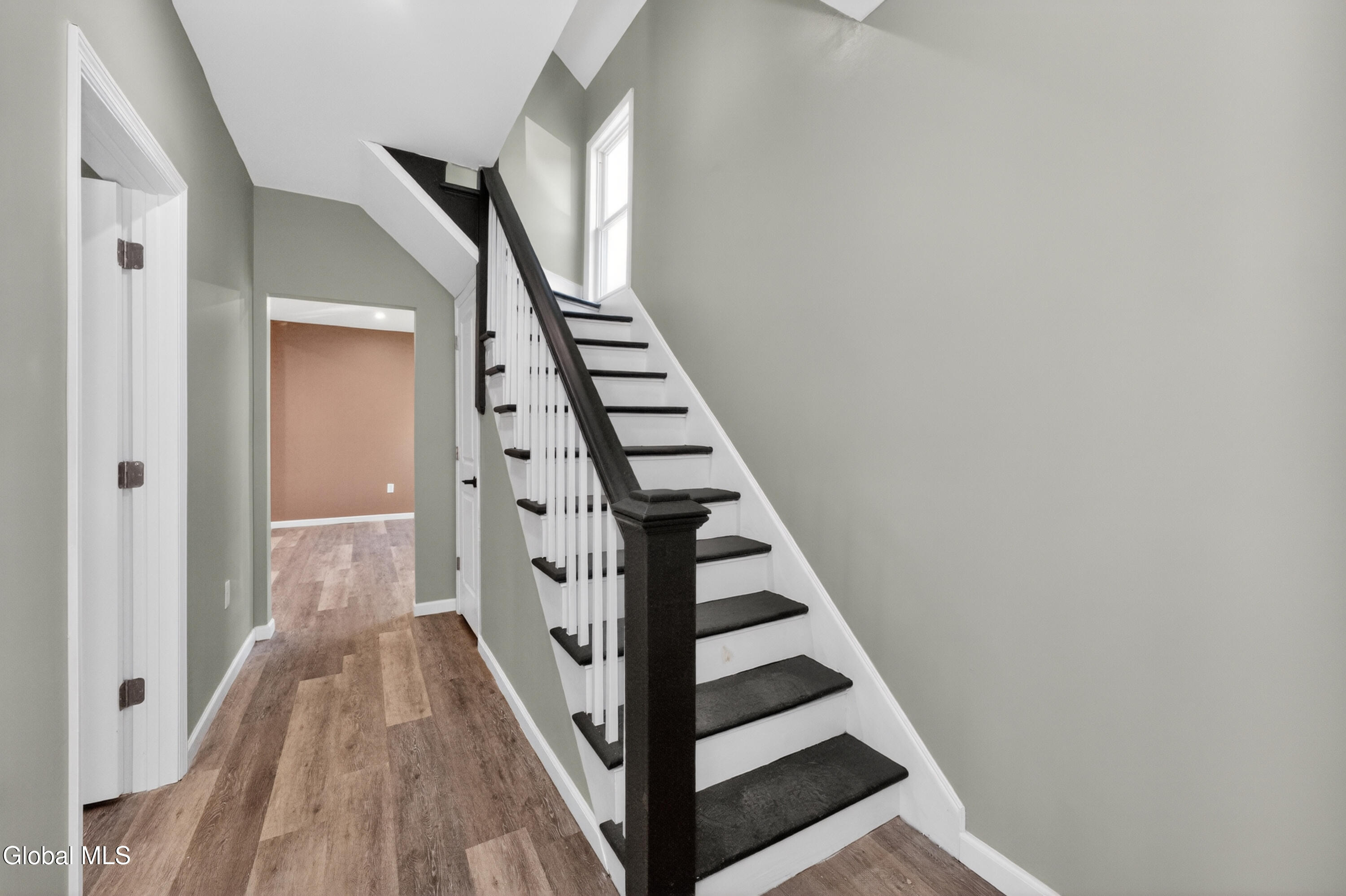 144 S Hawk Street Albany NY 12202