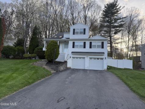 31 Ponderosa Drive Clifton Park NY 12065