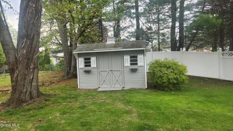 7 Berkshire Drive Albany NY 12205