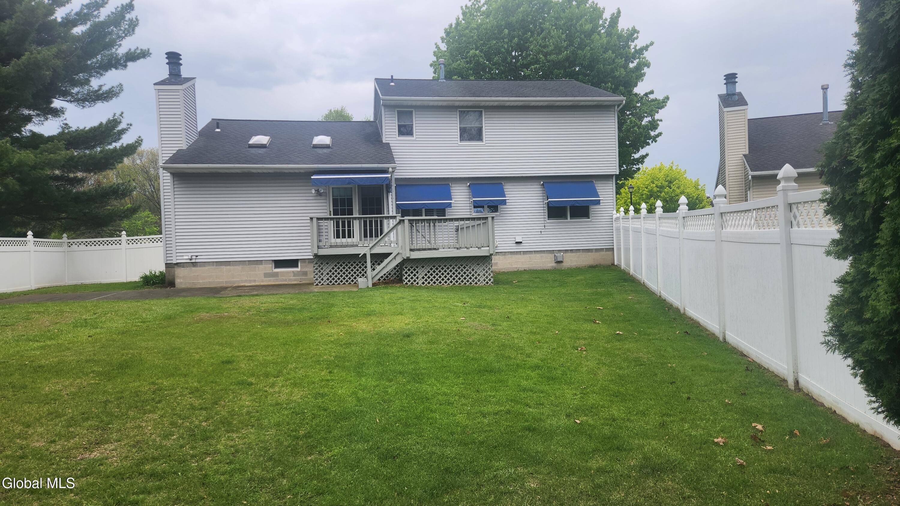 7 Berkshire Drive Albany NY 12205