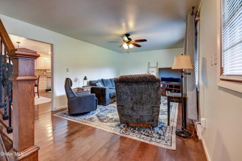 59 1st Ave Avenue Broadalbin NY 12025