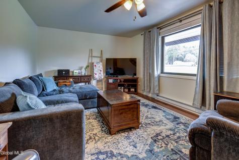 59 1st Ave Avenue Broadalbin NY 12025