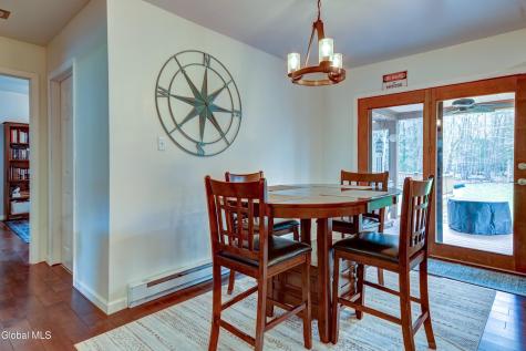 59 1st Ave Avenue Broadalbin NY 12025