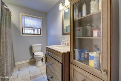 59 1st Ave Avenue Broadalbin NY 12025