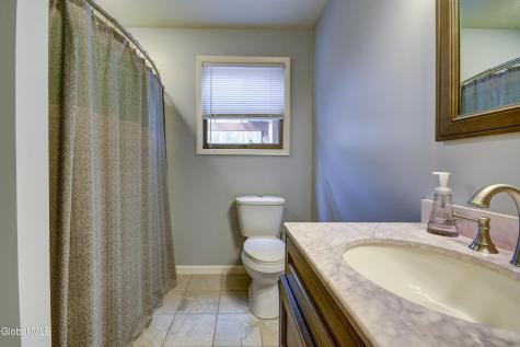 59 1st Ave Avenue Broadalbin NY 12025