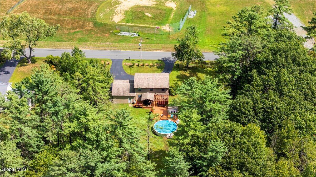59 1st Ave Avenue Broadalbin NY 12025