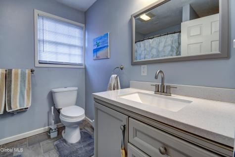 59 1st Ave Avenue Broadalbin NY 12025