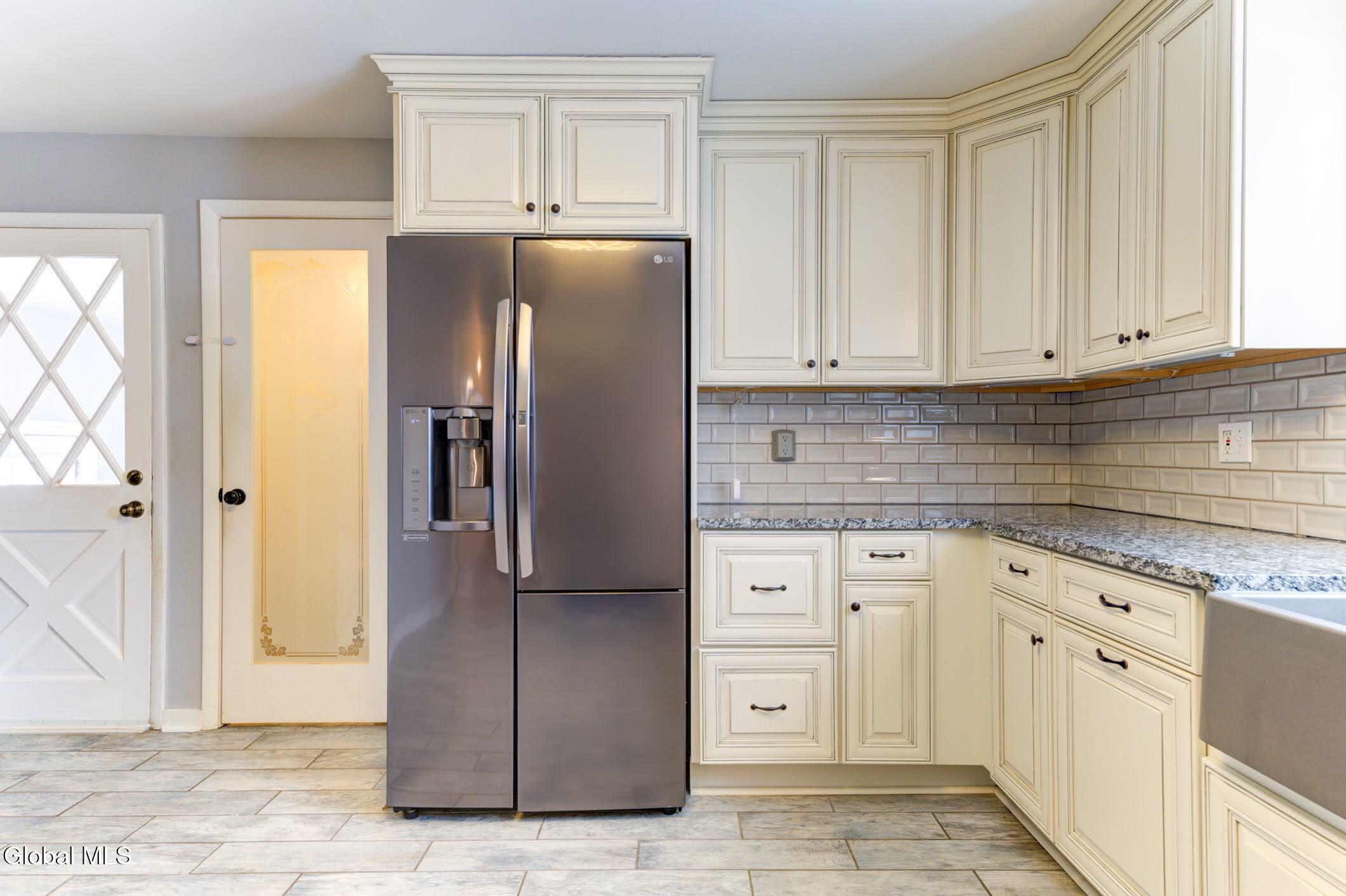 43 Sherwood Avenue Rensselaer NY 12144